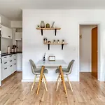 Limehome Motzstrasse *