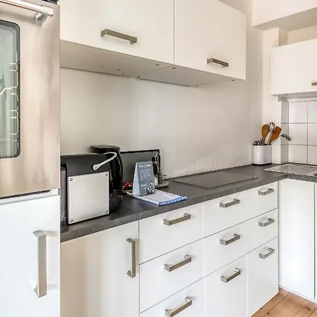 Limehome Motzstrasse 아파트